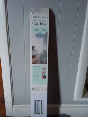 Light Filtering Cordless Mini Blind - White